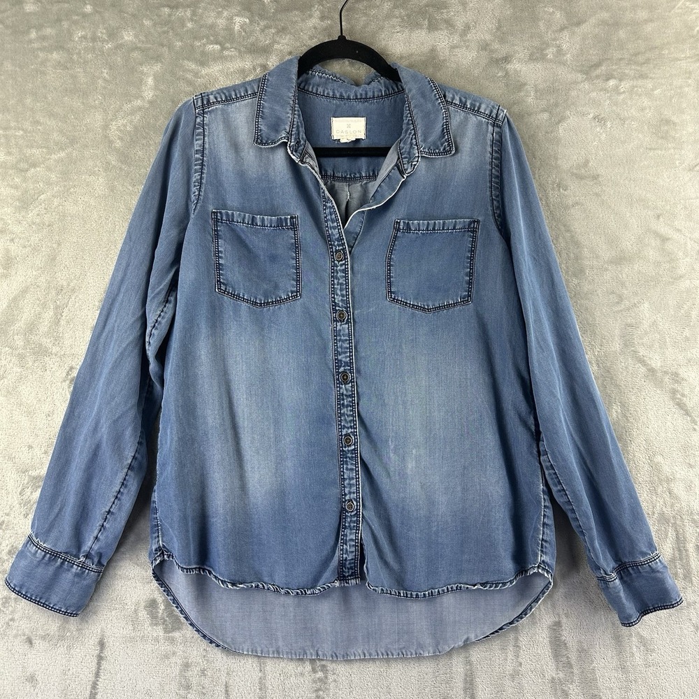 Caslon Button Front Top Women's M Chambray Blue